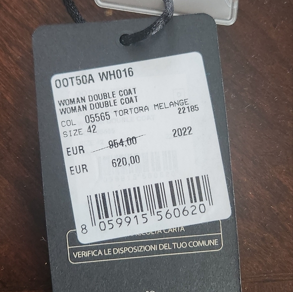 Coat - Picture 5 of 7